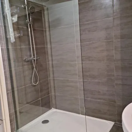 Apartment Superbe Avec Balcon Et Jaccuzzi ! Pau