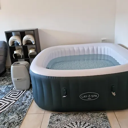 Superbe Avec Balcon Et Jaccuzzi ! Apartment Pau